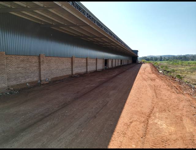 8,000M² WAREHOUSE TO LET IN SPRINGFIELD